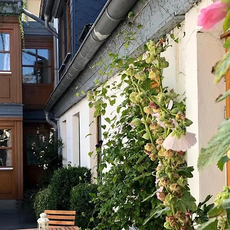 App. Deck 5, Idyll. Innenhof Apartment Rostock